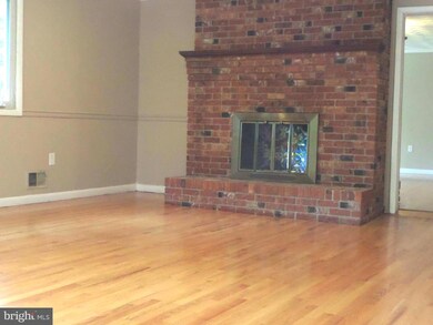 184 Cavalier Estates Dr, Harpers Ferry, WV 25425 - photo 6