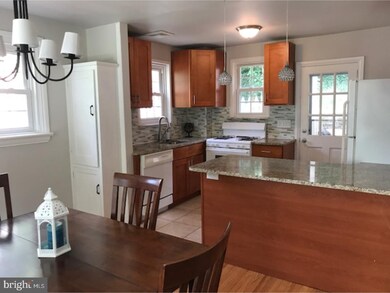 557 Mill Rd, Havertown, PA 19083 - photo 5