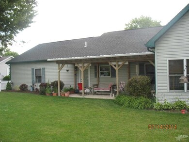 129 North Dr, Geneva, IN 46740 - photo 2
