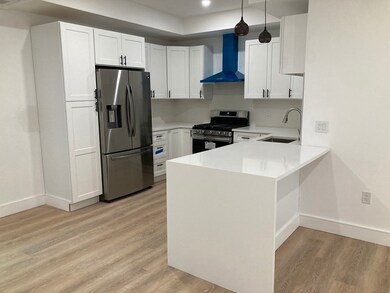 178 Washington Ave unit 302, Chelsea, MA 02150 - photo 3