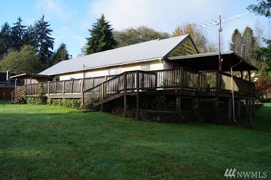 1717 Krause Rd, Raymond, WA 98577 - photo 2