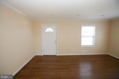 340 Compton Ave, Laurel, MD 20707 - photo 3