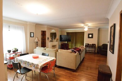Dining room 2