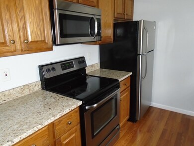 109 Pennacook Dr unit 109, Leominster, MA 01453 - photo 2