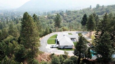 300 Sky Way, Grants Pass, OR 97527 - photo 6