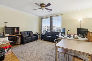 163 Surf Dr unit 199, Bronx, NY 10473 - photo 6
