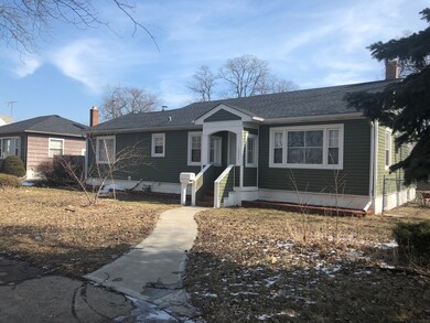 18441 Burnham Ave, Lansing, IL 60438 - photo 3