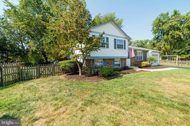 8406 Glade Ct, Columbia, MD 21046 - photo 2