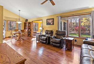 423 Fernwood Ln, Muskegon, MI 49442 - photo 7