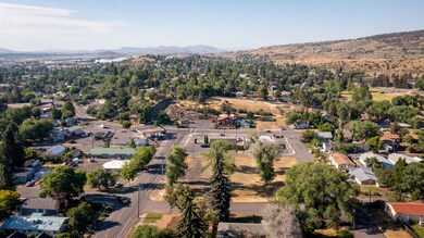 2007 Modoc St, Klamath Falls, OR 97601 - photo 7