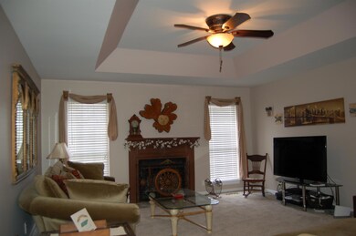 18x15 Living Room With Fireplace 