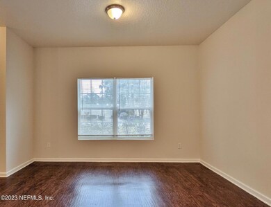 6254 Lamar Dr, Jacksonville, FL 32244 - photo 4