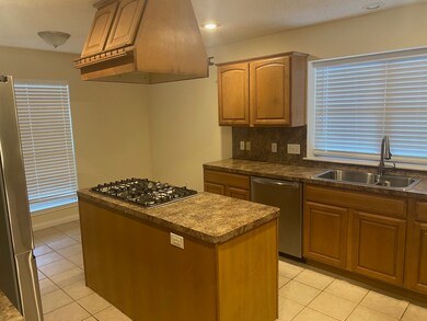 4007 Dogwood Dr, Pearland, TX 77584 - photo 2