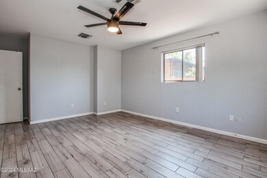 1647 E Miles St, Tucson, AZ 85719 - photo 6