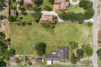 3548 N Mile 4 1 2 W, Weslaco, TX 78599 - photo 4