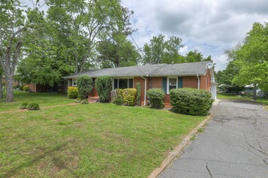 117 Whiteside St, Shelbyville, TN 37160 - photo 3