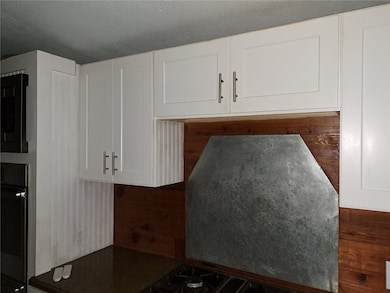 1609 Spring Ave, Carrollton, TX 75006 - photo 6