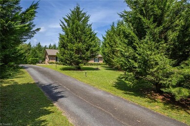 4222 Zoo Pkwy, Asheboro, NC 27205 - photo 4