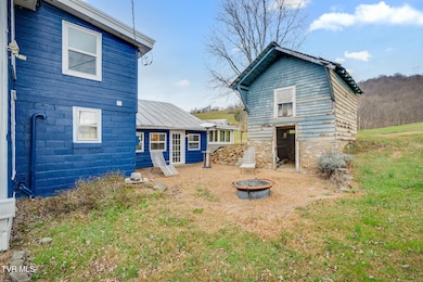 2149 Siam Rd, Elizabethton, TN 37643 - photo 7