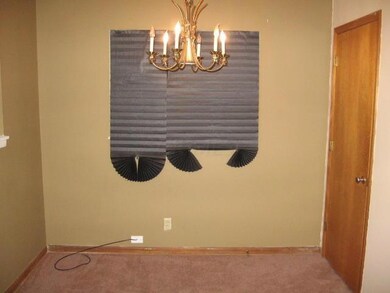 1261 Bernhard Rd, Columbus, OH 43227 - photo 7