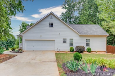 1017 City Market St, Hoschton, GA 30548 - photo 3