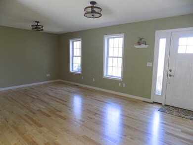 23 Dunhamtown Palmer Rd, Brimfield, MA 01010 - photo 4