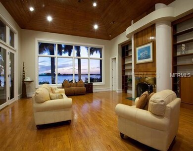 Den/Family/Great Room