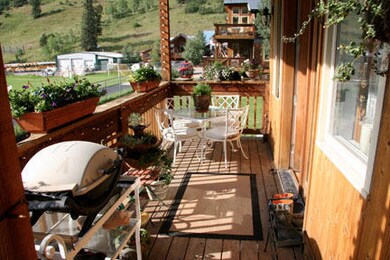Deck_summer_IMG_8396