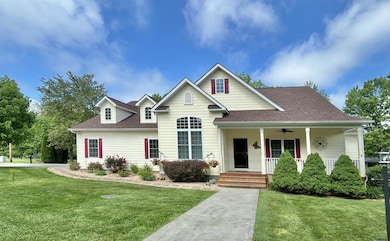 141 Cherokee Springs Ct, Jamestown, KY 42629 - photo 2