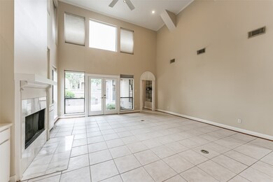 6839 Oakwood Trace Ct, Houston, TX 77040 - photo 7