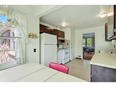 unlisted-address, Stevenson, WA 98648 - photo 5