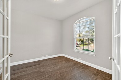 1012 Summer Ln, McKinney, TX 75071 - photo 6