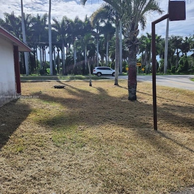 3250 Bacom Point Rd, Pahokee, FL 33476 - photo 3