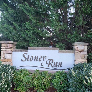 134 Bowmans Run Dr, Stuarts Draft, VA 24477 - photo 2