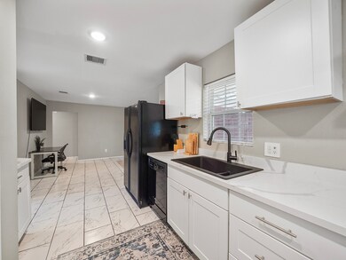 1337 Conrad Sauer Dr, Houston, TX 77043 - photo 7