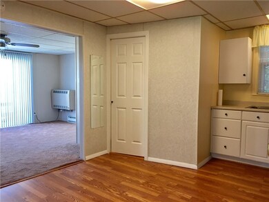 18 Wilcox St, Bristol, RI 02809 - photo 2