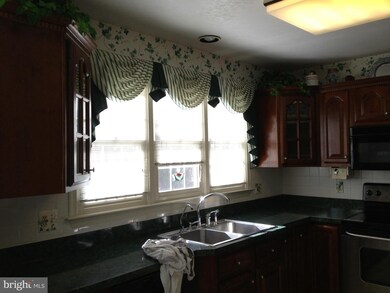 266 Greenspring Dr, Stafford, VA 22554 - photo 4