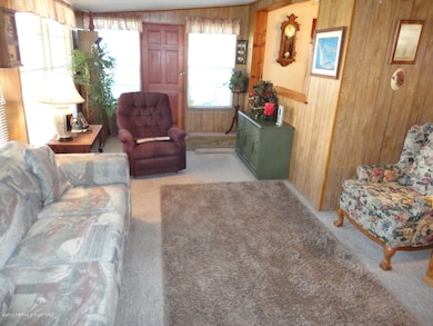 2639 Emily Ln, Jacksonville, FL 32216 - photo 7