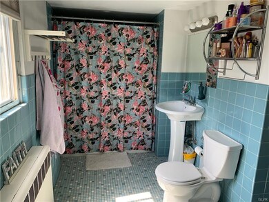 2202 W Greenleaf St unit 2204, Allentown, PA 18104 - photo 7