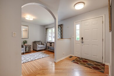 1213 Meadow Dr, Algonquin, IL 60102 - photo 3