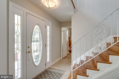 5230 Portsmouth Rd, Fairfax, VA 22032 - photo 7