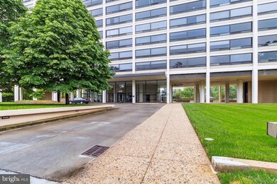 Highfield House Condominium unit 1407, Baltimore, MD 21218 - photo 2