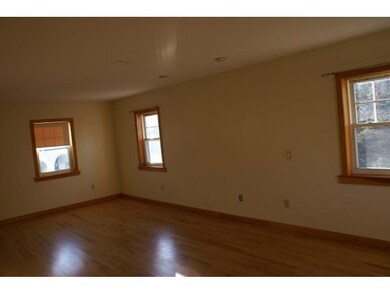 724 Hanover St, Claremont, NH 03743 - photo 3