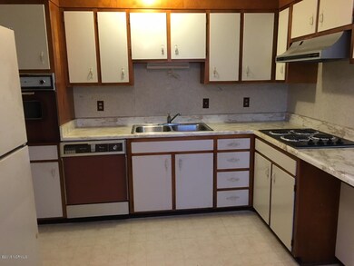 706 Kathryn Ave, Jacksonville, NC 28540 - photo 6