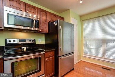13936 Baton Rouge Ct, Centreville, VA 20121 - photo 5