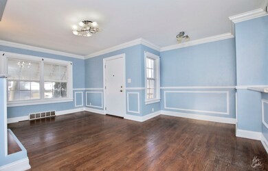 209 S Gretta Ave, Waukegan, IL 60085 - photo 6