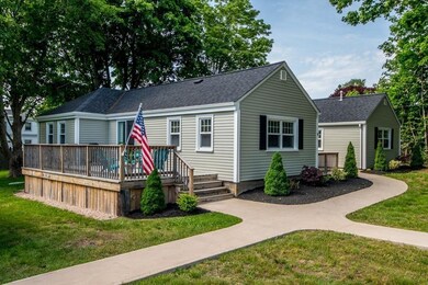 9 Norcroft St, South Dartmouth, MA 02748 - photo 5