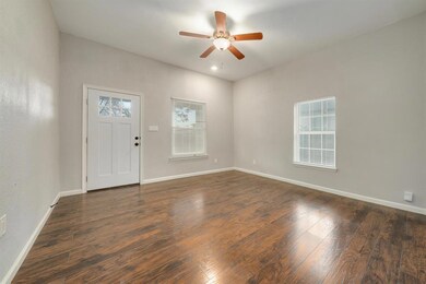 5526 Junius St, Dallas, TX 75214 - photo 4