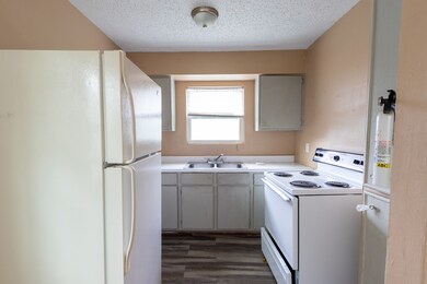 13709 Duncum St unit 4, Houston, TX 77015 - photo 6