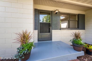 6228 Autlan Dr, Jacksonville, FL 32210 - photo 4